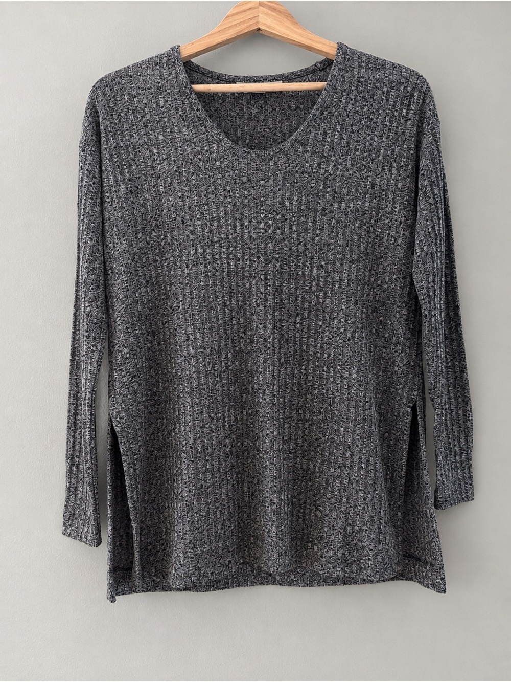 LOFT Top Women S Gray Black Marled Ribbed Knit Long Sleeve Side Slit